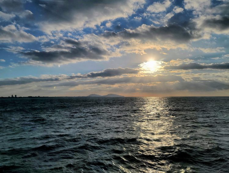 佐渡汽船から by T. T. Tanaka