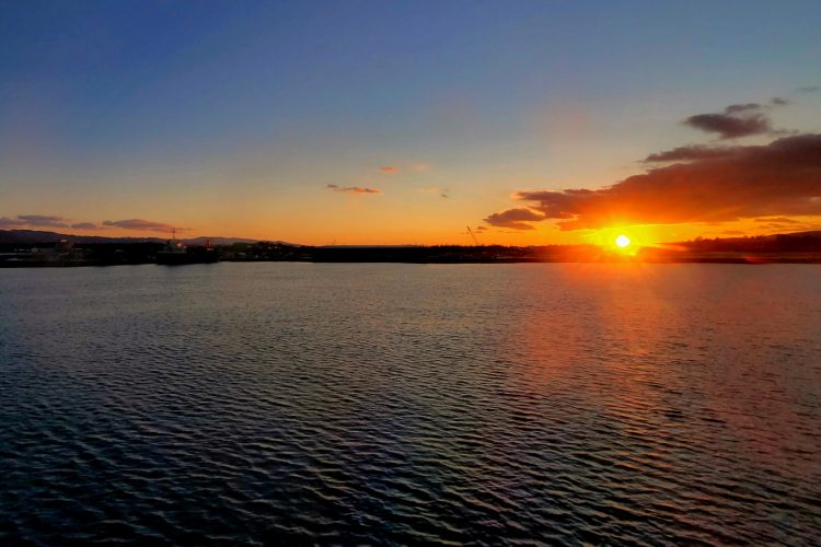 佐渡汽船から by T. T. Tanaka