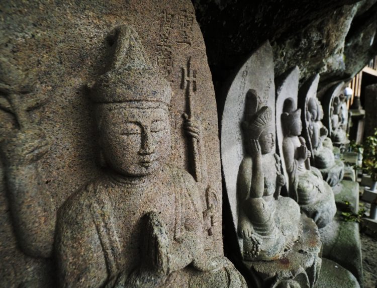 宿根木, 佐渡 by T. T. Tanaka