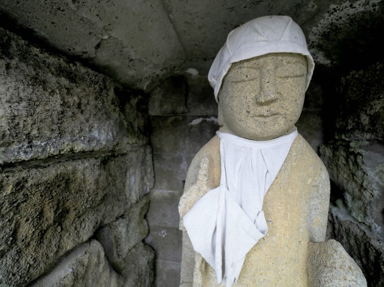 宿根木, 佐渡 by T. T. Tanaka