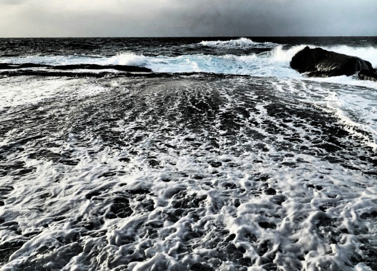 千畳敷, 下相川, 佐渡 by T. T. Tanaka