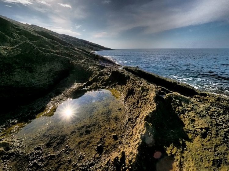 平根崎, 戸中, 佐渡 by T. T. Tanaka